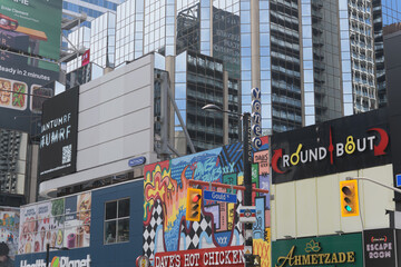 Fototapeta premium looking southwest (west side) of Yonge St and Gould St, just north of Sankofa Square, Toronto