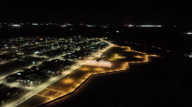 A&ntilde;elo Linear Park at night. The striking difference in elevation reveals aspects of A&ntilde;elo, the Capital of Vaca Muerta. The new lighting fixtures are visible.