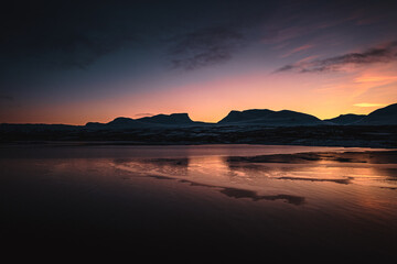 Fototapeta premium Sunset Reflections on the Northern Lake