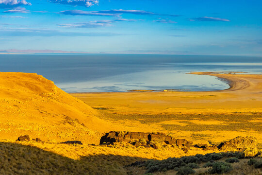 Frary Peak trail overlooks scenic Great Salt Lake shoreline in Utah