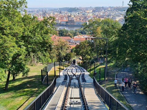 Praga - Panorama dalla carrozza della nuova funicolare di Petrin