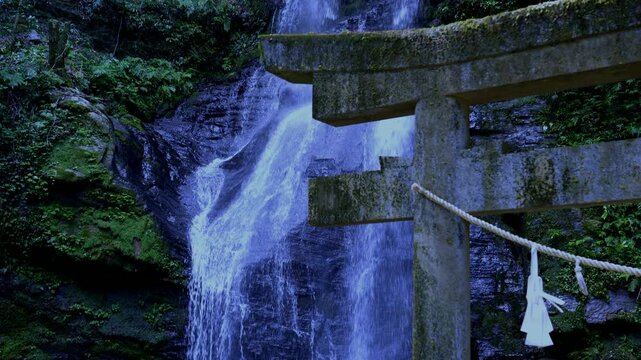 宮崎県西都市　速開都比売神社
