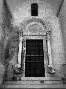 Bari