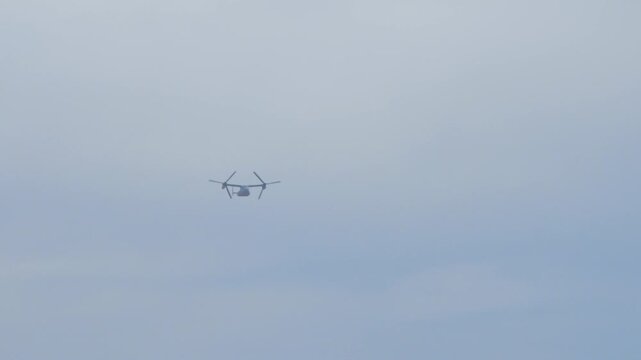 Ospery aircraft flying at full speed in the air