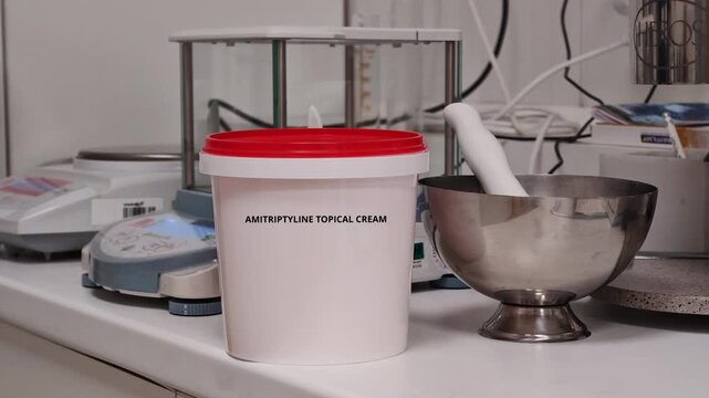 AMITRIPTYLINE TOPICAL CREAM analgesic compounded medicinal preparation for clinician-directed localized neuropathic pain care
