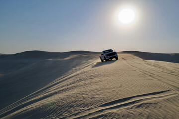 Dune-bashing in Qatar © Scott