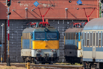 Electric locomotives railway depot transportation © Bence