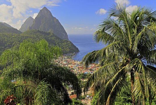 View of the village and the two Pitons, Gros Piton 770m and Petit Piton 743m, Soufriere, St. Lucia, Lesser Antilles, West Indian Islands, Caribbean Sea