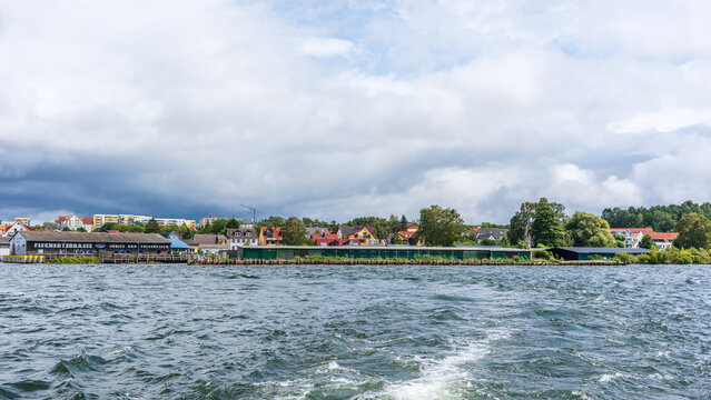 Blick auf Waren von der M&uuml;ritz