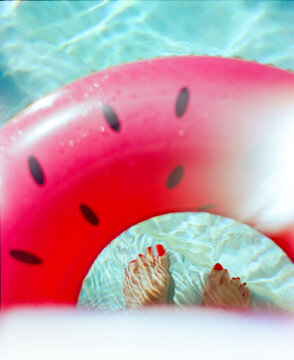 Poolside Floatie