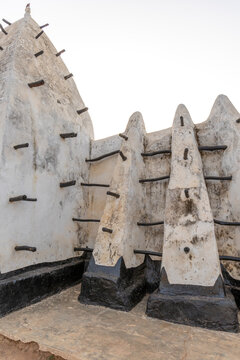 Conical buttresses of mud mosque, Larabanga, Ghana