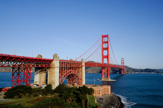 Golden Gate Bridge over San Francisco Bay on a clear sunny day, California, USA. g.