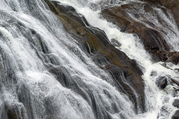 waterfall and rocks © Yinyin