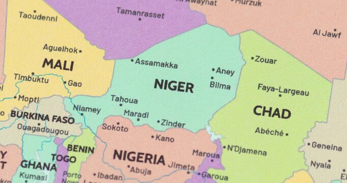 Zoom out view of niger on a modern political world map