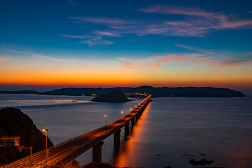 Fototapeta premium 山口県 角島大橋の夕景