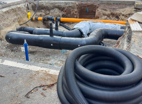 New District Heating Pipeline Construction on a City Street