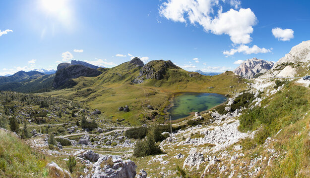 Italy, Veneto, Valparola Pass, Lago di Valparola