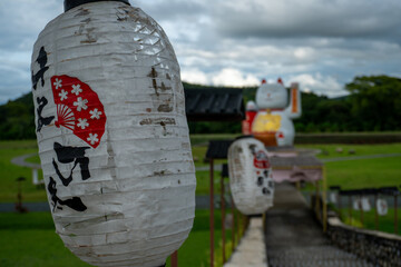 Japanese lanterns © Yelyzaveta
