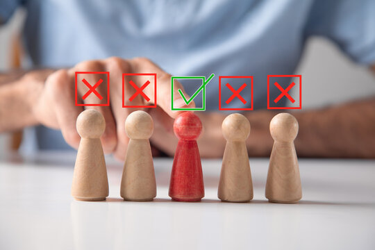 Candidate shortlisting. Selected and rejected applicants