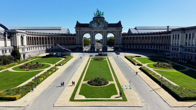 Parc Du Cinquantenaire In Brussels Capital Of Belgium. Nature Park Landscape. Downtown District. Beautiful Cityscape. Parc Du Cinquantenaire In Brussels In Capital Of Belgium. Triumphal Arch Monument.