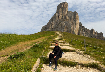 Obraz premium nuvolau peak view from giau pass dolomites