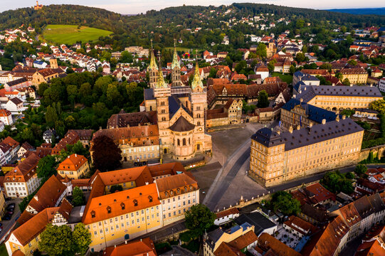 Luftaufnahme, Deutschland, Bayern, Oberfranken, Bamberg, Bamberger Dom mit neuer Residenz
