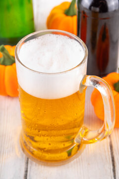  Frothy spicy pumpkin Ale or beer