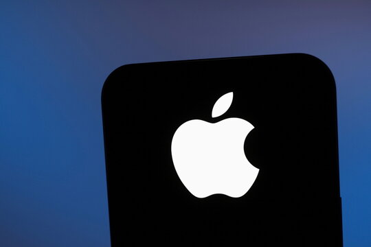 Close-up: the Apple logo displayed on a smartphone screen. Apple issues iOS 26.7.1, an emergency security update for iPhone, iPad and Mac. September 30, 2026, Lisbon, Portugal.