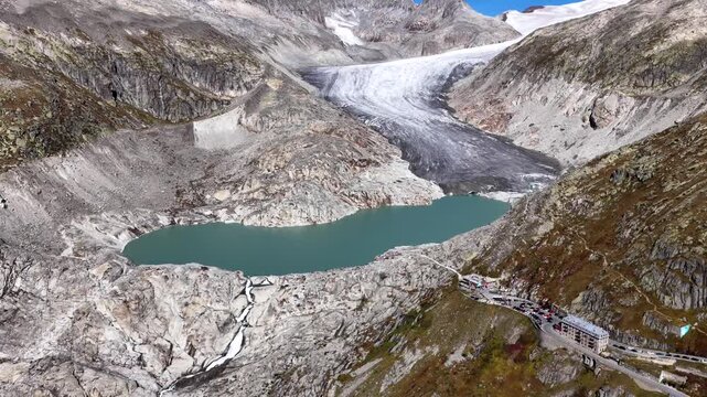 Rhonegletscher und Furkapassstrasse in den Schweizer Alpen &ndash; September 2026