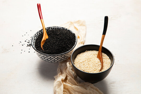 Set with different sesame seeds.