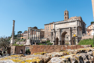 Rome, Italy - April 09, 2026 - Arch of Septimius Severus, Temple of Saturn, and Column of Phocas in Rome © imagoDens