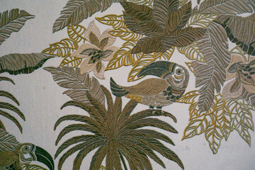 Tropical birds perch among lush leaves and blossoms © BI4S