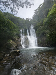 Cascadas y montañas en la comarca Panama © crist.cort