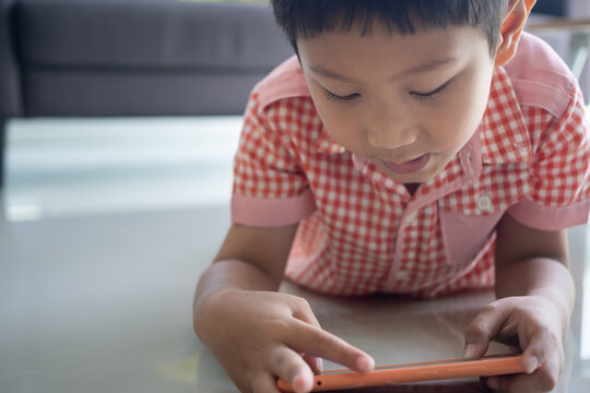 boy is addicted to using smartphone every day.  watches cartoons, plays mobile games, and scrolls through videos for hours. This damages his health, IQ, EQ, EF, social skills, and leads to ADHD.
