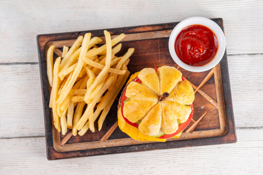 Pumpkin shaped burger