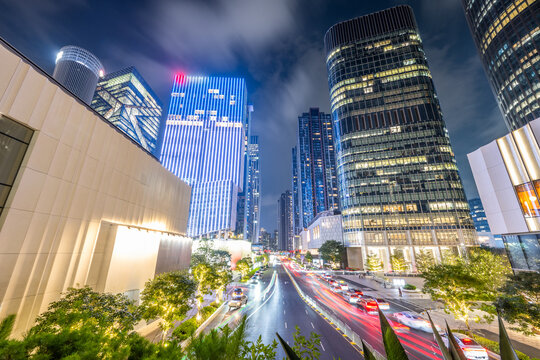 Night view of traffic and buildings in Shenzhen Bay Subdistrict, China.