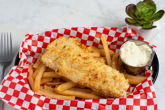  baked haddock  fillet  served with fries