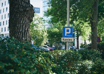 parking ,znak drogowy  © Marcin Łazarczyk