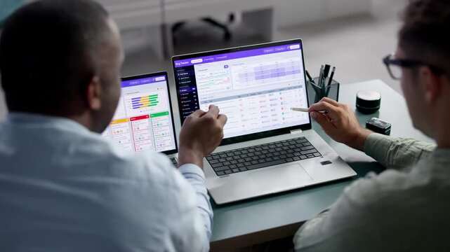 Software Developers Discuss Bug Tracking Issues