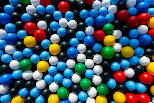 Many colorful plastic balls forming a vibrant pattern