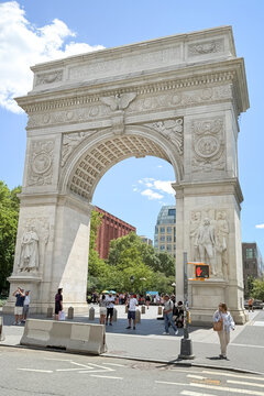 New York, NY June 26,206: Marble Sculpture of George Washington on the Washington Square Arch in New York City