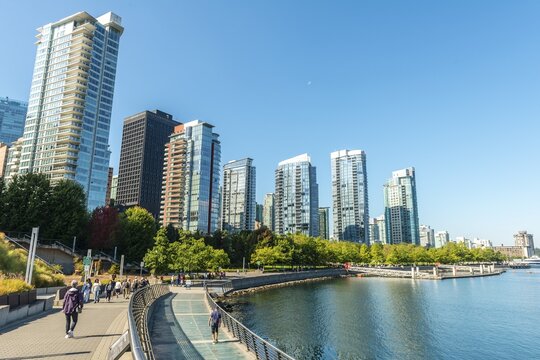 High-rise buildings on the promenade at the marina, Coal Harbour, Vancouver, British Columbia, Canada