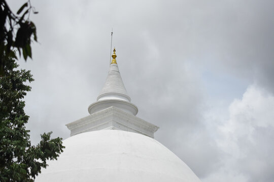 Stupa of Kelaniya Raja Maha Viharaya, Kelaniya, Sri Lanka.