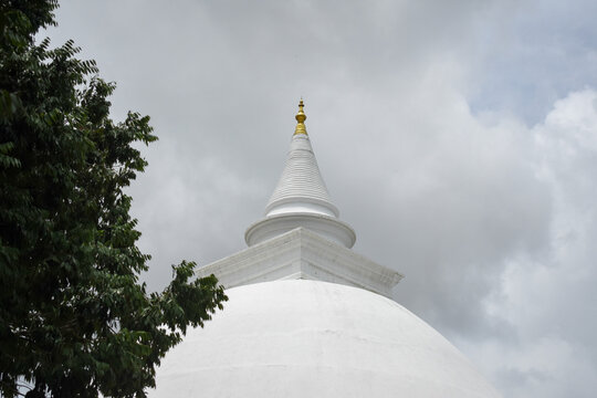 Stupa of Kelaniya Raja Maha Viharaya, Kelaniya, Sri Lanka.
