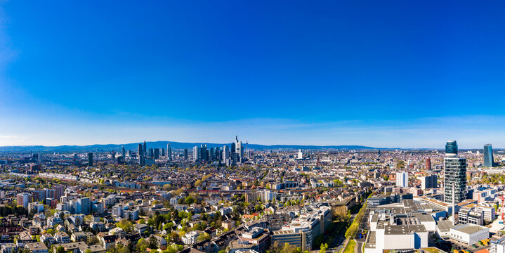 Aerial view, Frankfurt skyline, with Henninger Tower, ECB, Commerzbank, Sachsenhausen, Hesse, Germany