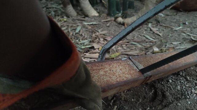 Cutting Metal Bar with Manual Hacksaw Tool