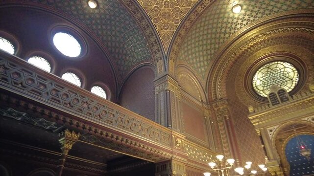 interior of the Spanish Synagogue in Prague