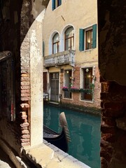 canal in venice © Reem