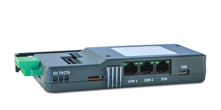Industrial communication gateway module with network ethernet and serial port connection interfaces