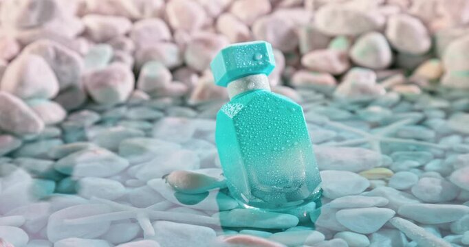 Aromatic diffuser fragrance with refreshing and aquatic scent.